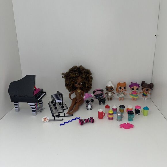 LOL Surprise MGA Lot Dolls Pets Clothes Accessories Piano Big Sister Royal Bae - Picture 1 of 13